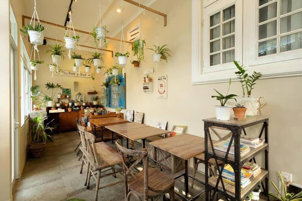 Cottonwood Bed & Breakfast House Bandung Extérieur photo