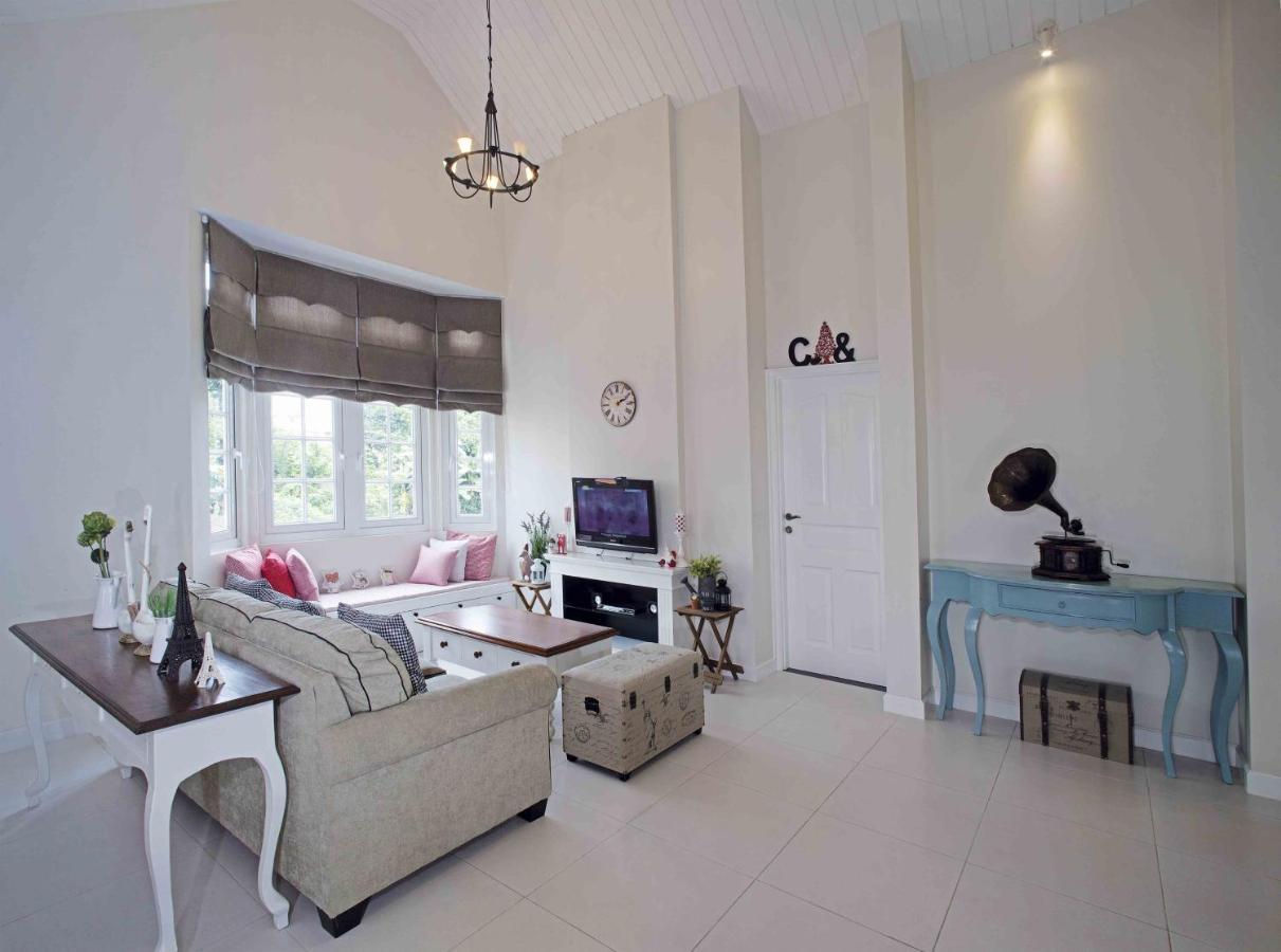 Cottonwood Bed & Breakfast House Bandung Extérieur photo
