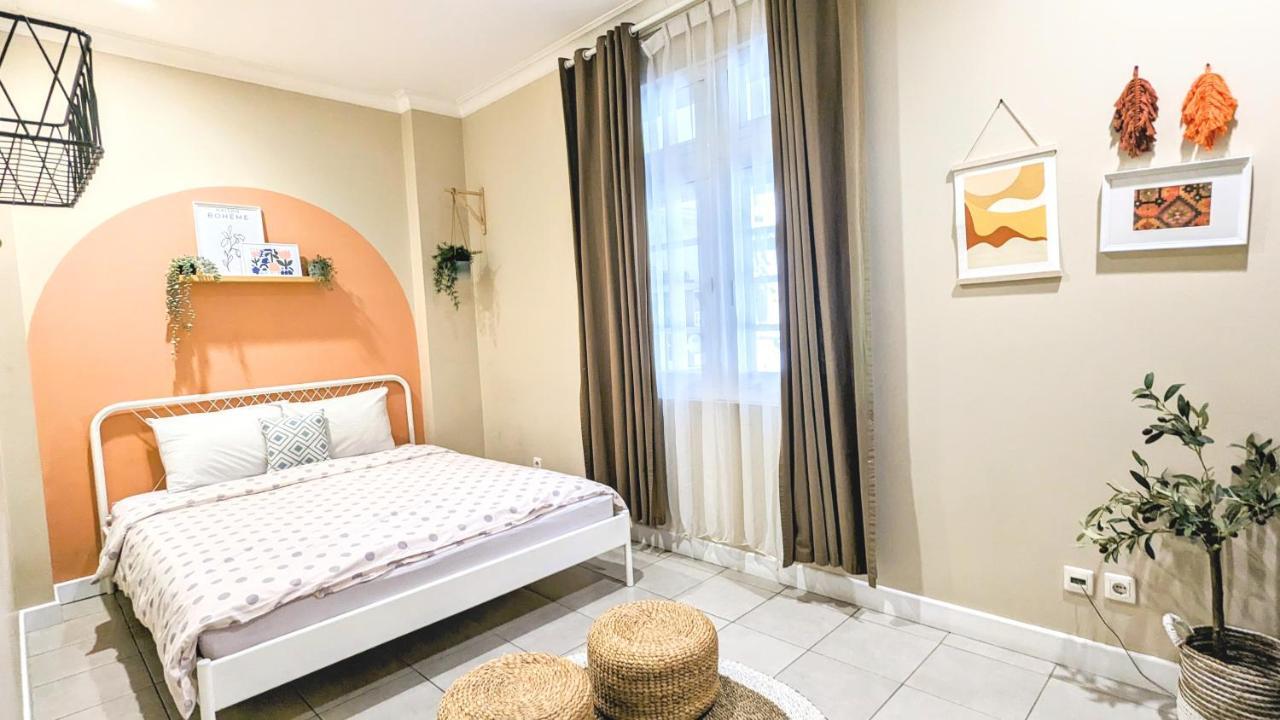Cottonwood Bed & Breakfast House Bandung Extérieur photo